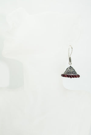 Black metal earrings with maroon beads - Desi Royale