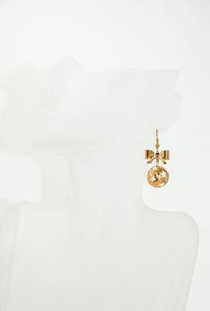 Gold bow earrings - Desi Royale
