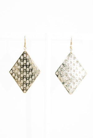 Gold dangling earrings - Desi Royale