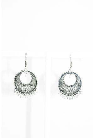 Silver round earrings - Desi Royale