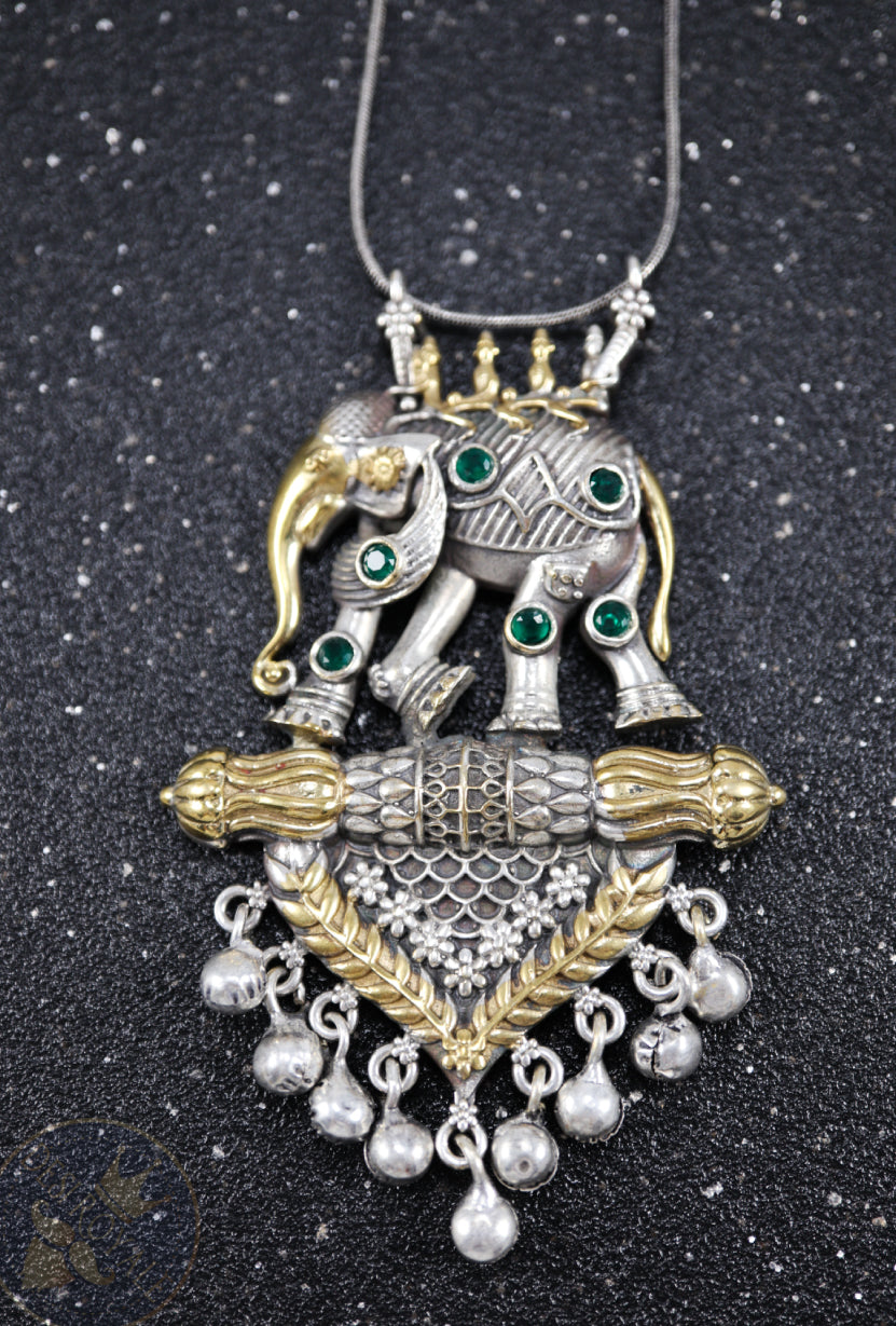 Elephant Silver pendant with gemstones - Desi Royale