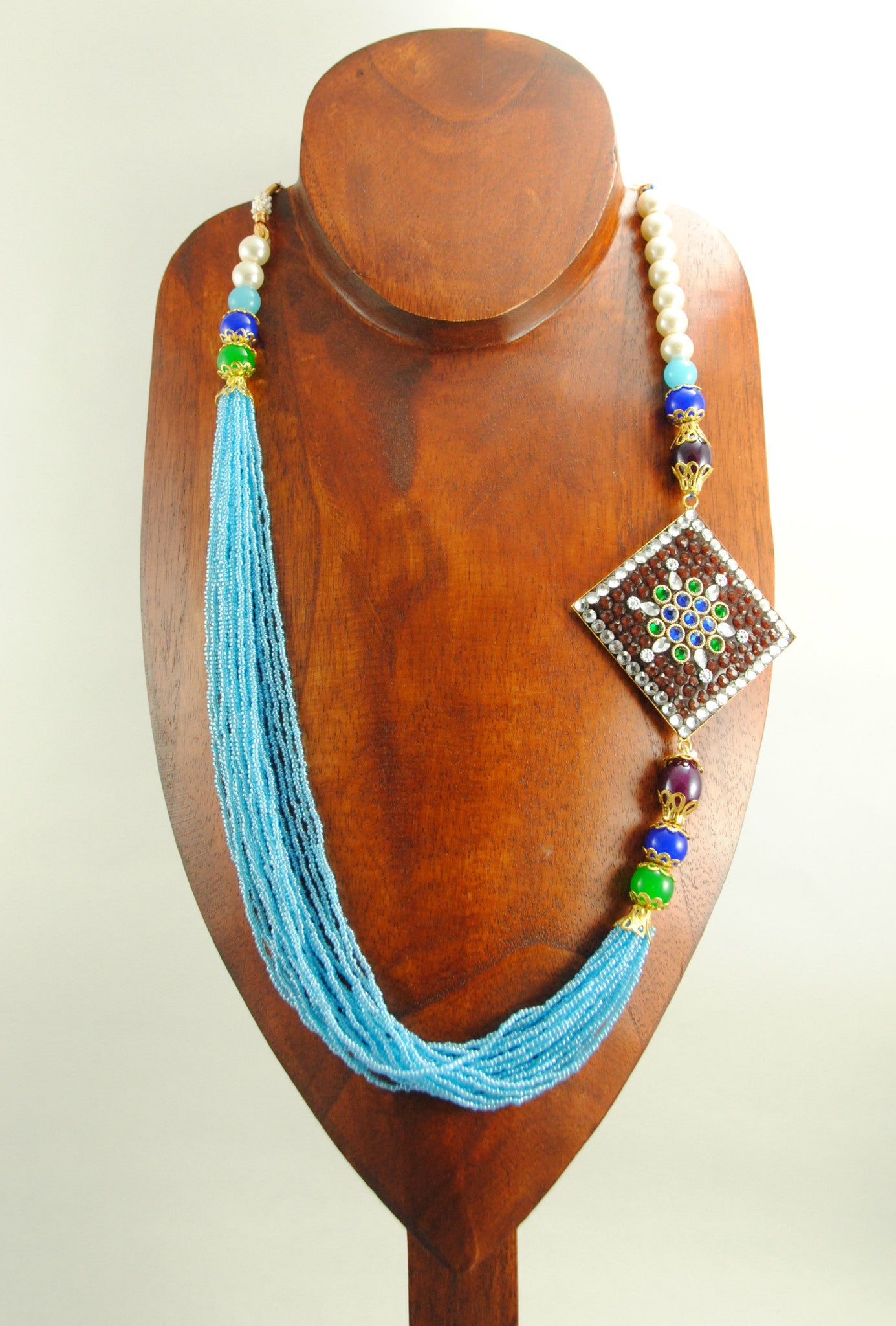 Abja Brooch Necklace - Desi Royale