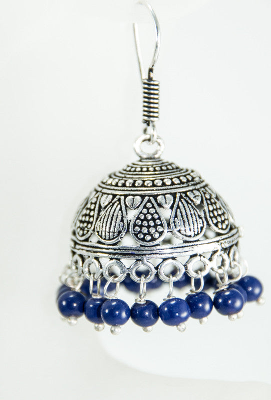 Black metal earrings with blue beads - Desi Royale