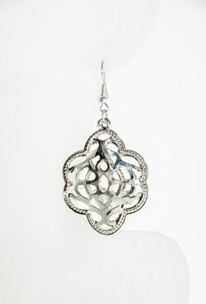 Silver filigree earrings - Desi Royale