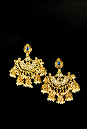 Traditional rajwadi style earrings - Desi Royale