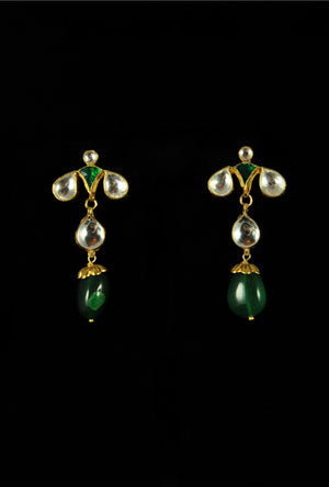 Beaded emerald kundan bridal necklace set - Desi Royale