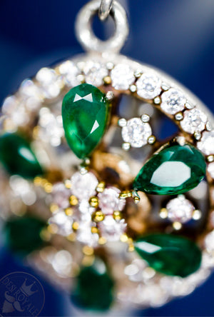 Emerald wheel Silver earrings - Desi Royale