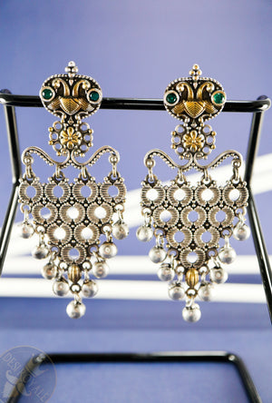 Dua Silver earrings with gemstones - Desi Royale