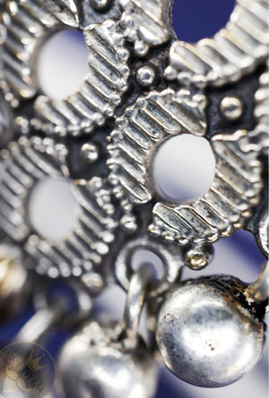Dua Silver earrings with gemstones - Desi Royale