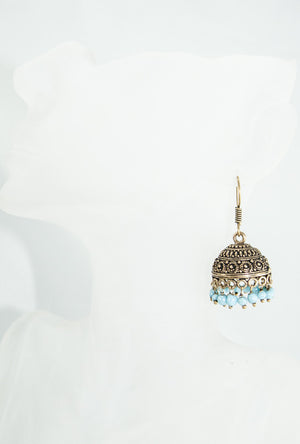 Gold earrings with blue beads - Desi Royale