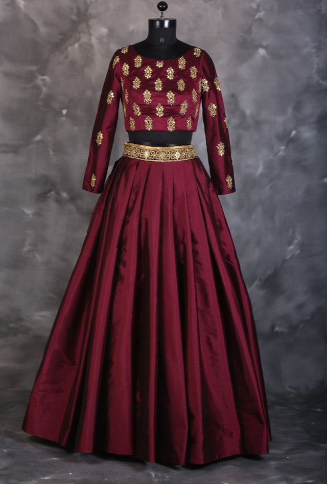 burgundy dress india Burgundy Dress Below The Knee L Heavily Beaded Gold Made in INDIA Bohemian